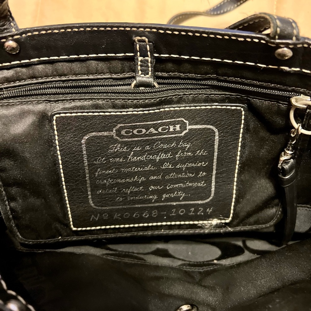 Authentic Coach - Picture 3 of 3